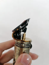 Cargar imagen en el visor de la galería, Maquina Trimmer Esqueleto